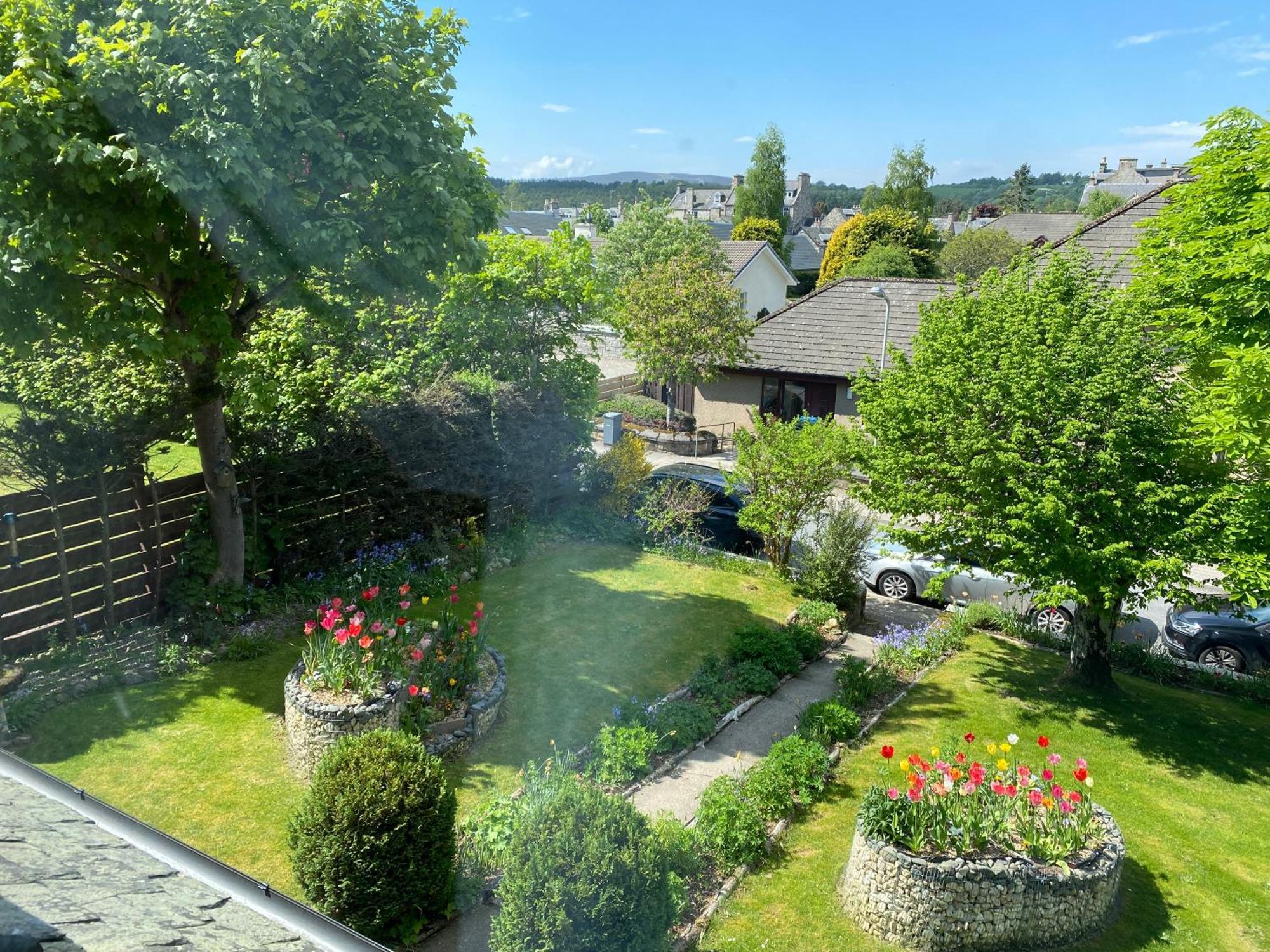 Garden Park Guest House Grantown-on-Spey Екстериор снимка